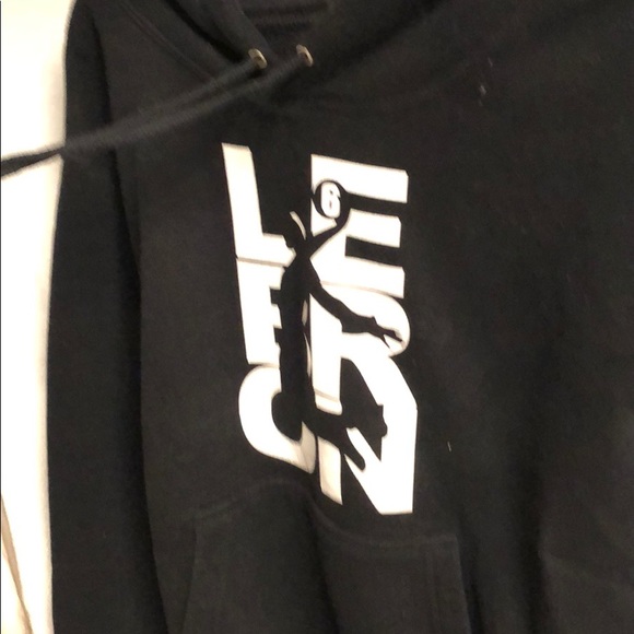 Lebron James Hoodie - Picture 1 of 3